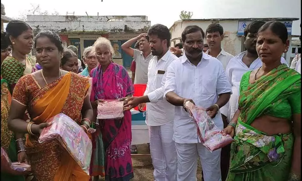 Bathukamma saris distributed at Mittakankal village