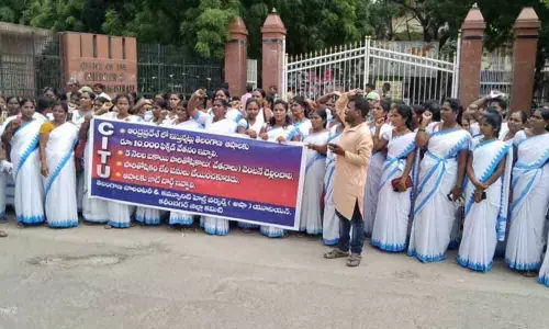 Karimnagar: ASHA workers demand fixed salary
