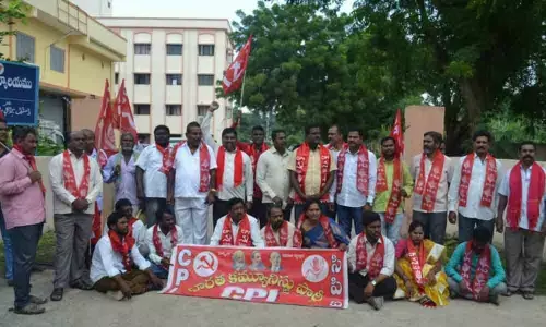 Act against private hospitals looting patients : CPI