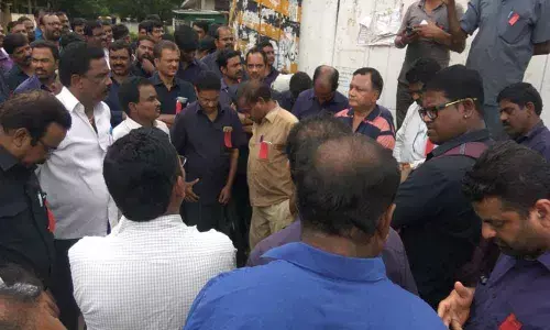 Merge RTC in state govt: TSRTC-JAC