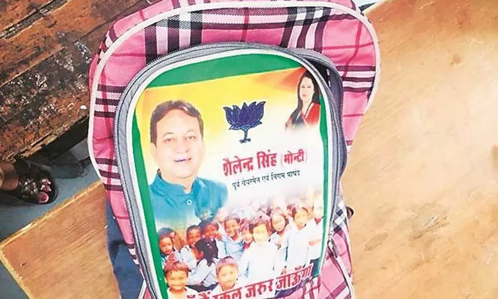 Delhi BJP leaders image on school bags; MCD issues notice