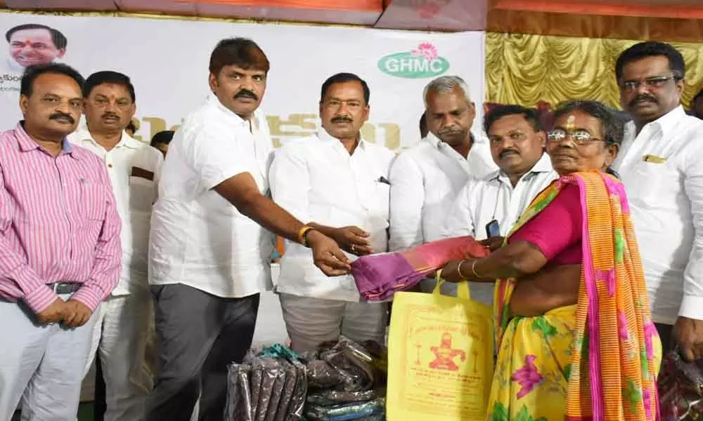 Hyderabad City leads in gifting Bathukamma sarees at Mallapur