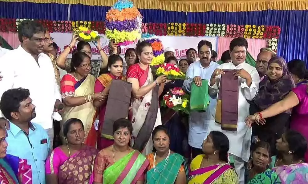 Madhavaram Krishna Rao distributes Bathukamma sarees at Kukatpally constituency