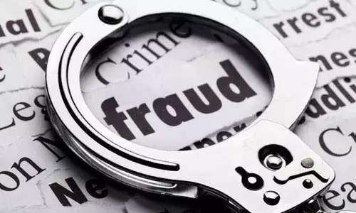 Fake CBI officials looted an astrologer in Ameerpet