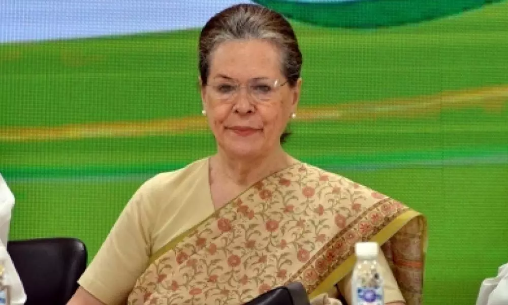 Sonia Gandhi continues Indira Gandhis tradition of running Congress through a coterie