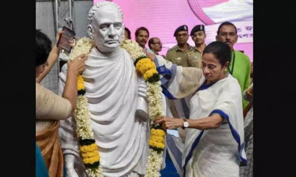 Vidyasagars statue was vandalised by politically-blind giants: Mamata Banerjee hints at BJP
