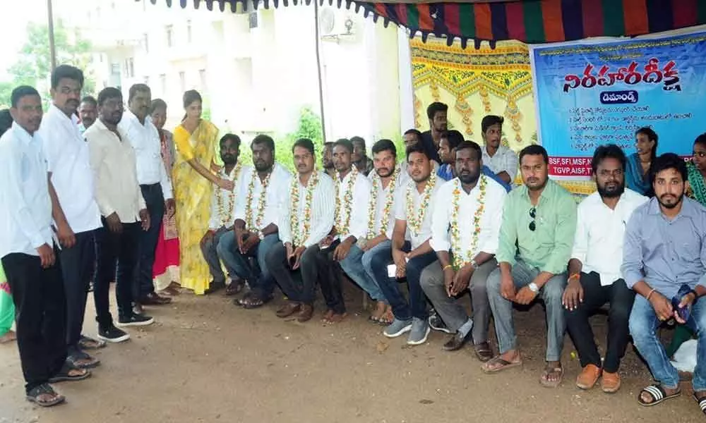 Students stage hunger strike at KU; demand 24x7 healthcare  in Warangal