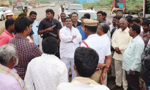 MLA G Mahipal Reddy inspects facilities for Bathukamma fete