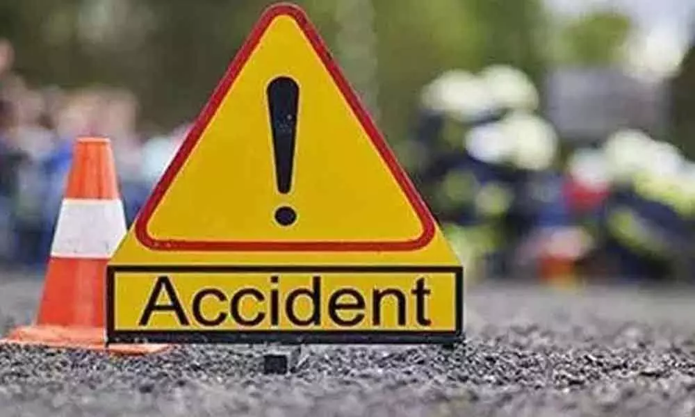 20 injured after private travels bus turns turtle in Suryapet