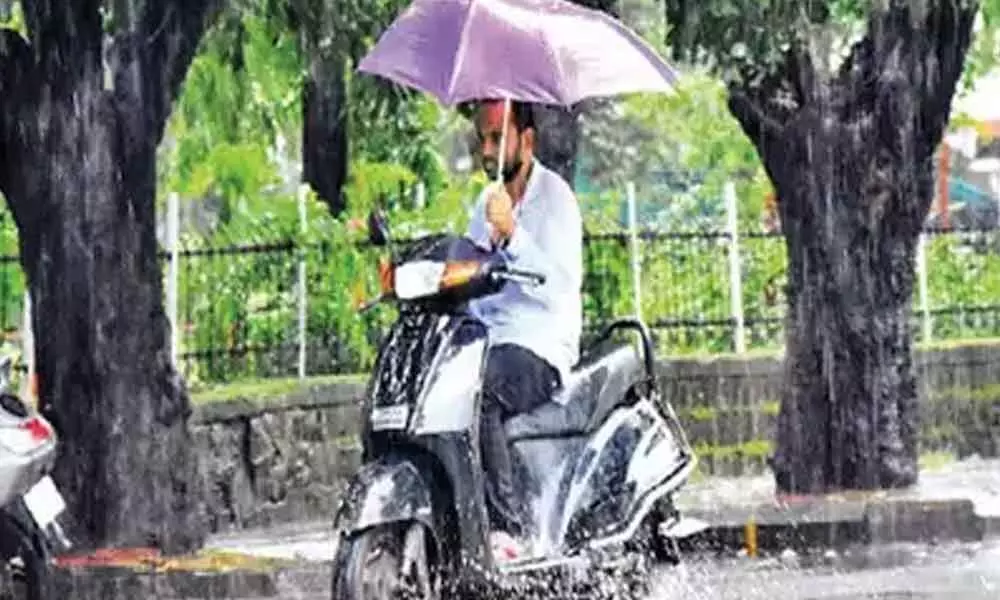 Visakhapatnam: Rains Continue To Lash Out, Low-lying Areas Submerged