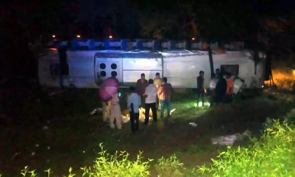 Suryapet: 25 hurt as bus overturns near Durajpally
