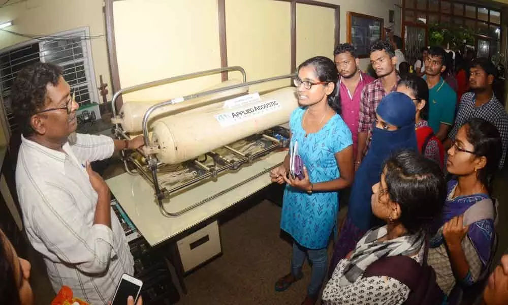 Students throng exhibition on Oceanography in Visakhapatnam