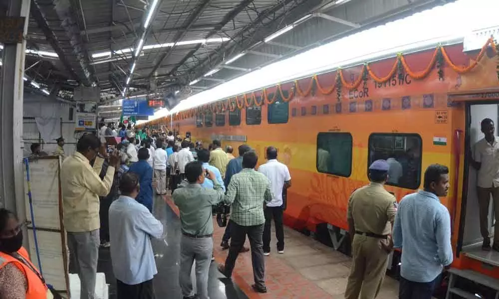 Uday Express flagged off in Vizag
