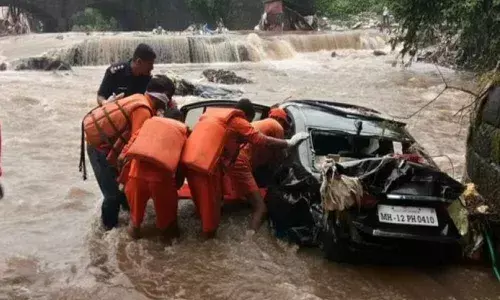 Pune: Heavy rains kill 7, schools and colleges to be shut
