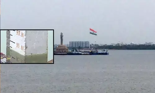Hyderabad: Water levels at Hussain Sagar reach danger mark