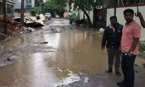 Civic chief inspects flow in drains