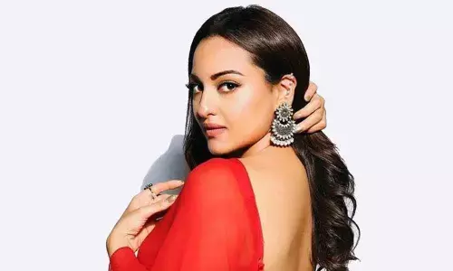 Sonakshis new look in Laal Kaptaan