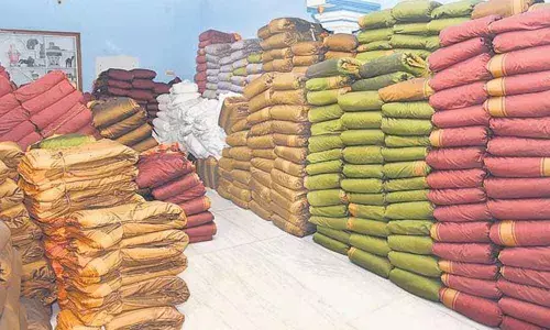 Sarees CMs gift to aadapaduchulu