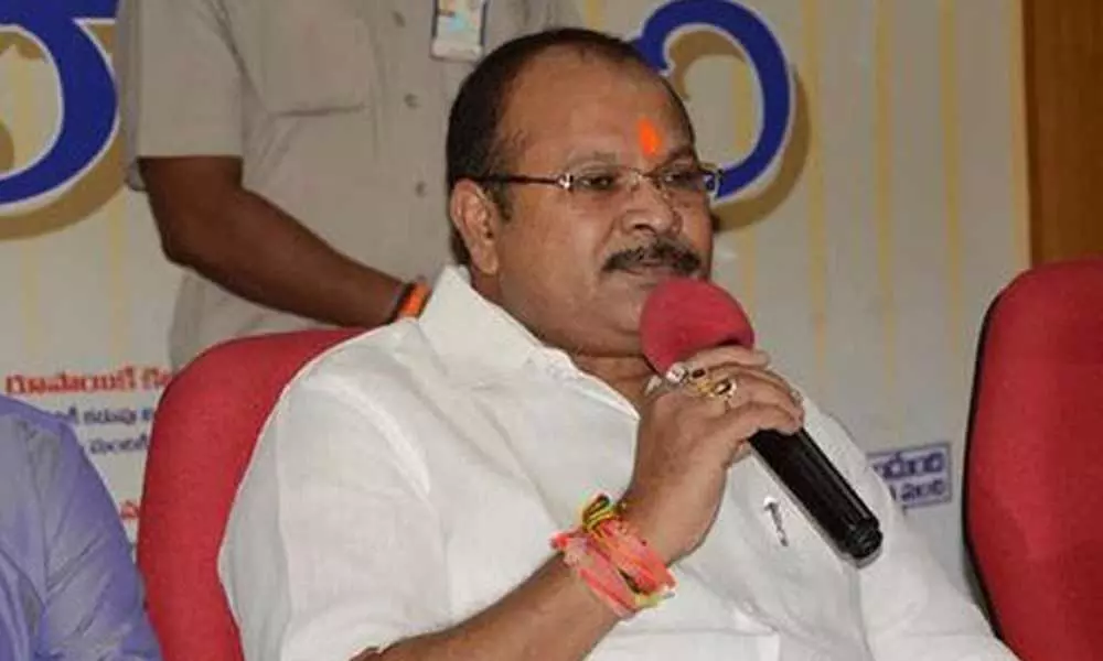 BJP AP President Kanna Called On Governor: Complaints Against The Government