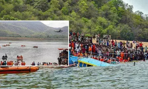 AP Govt Announced Rs 25000 For Tribals Who Saved Many lives Godavari Boat Accident
