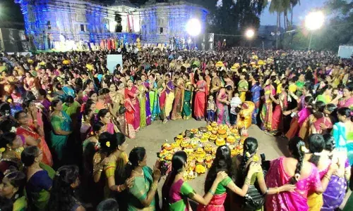 Bathukamma vibrancy is back in Warangal