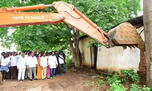 Old mill dismantled in Karimnagar