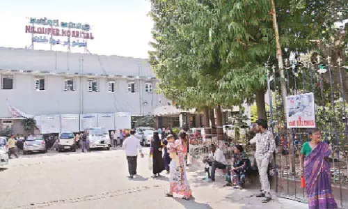 Corporate hospitals use English to hoodwink patients