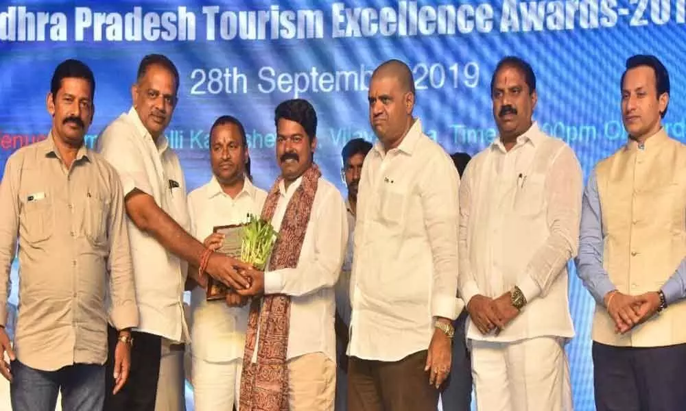 Chilukuri receives Eco-Tourism Excellency award  in Kadiyam