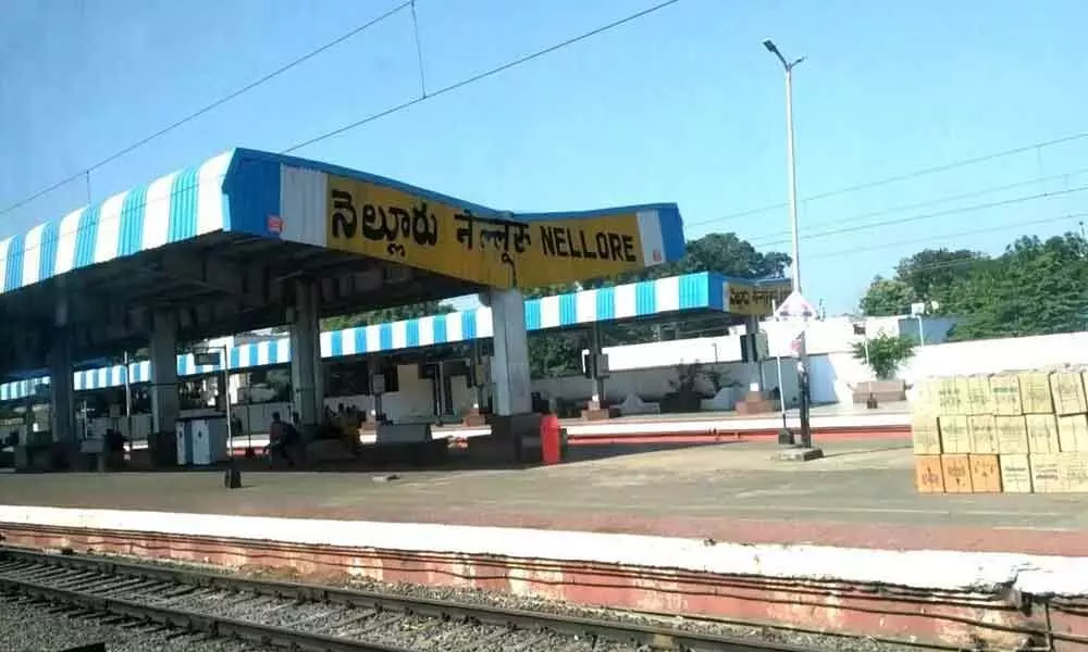 Passengers resent abnormal hike in platform ticket price in Nellore