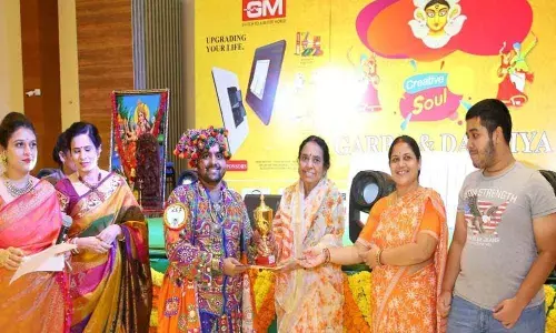 Dandia dances enthrall audience in Vijayawada