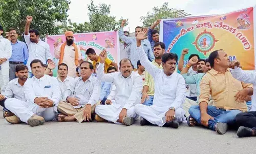 Lambadis stage dharna over girijans gangrape