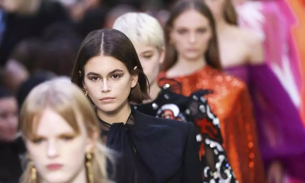 Valentino channels powerful simplicity in Paris show