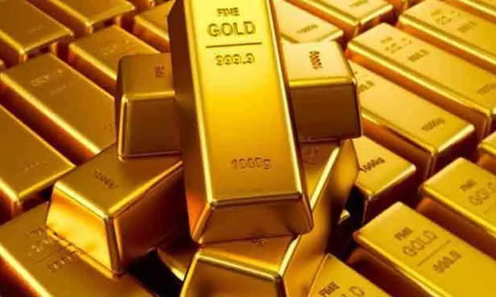 Gold rises Rs 126 on weaker rupee, festive demand