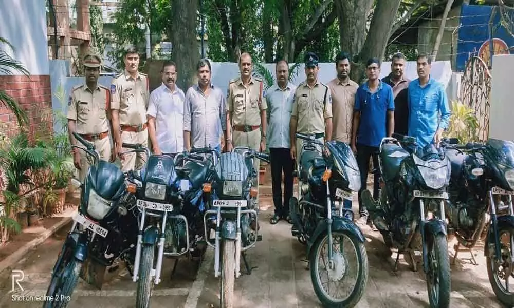 Vehicle-lifter nabbed, 6 bikes recovered