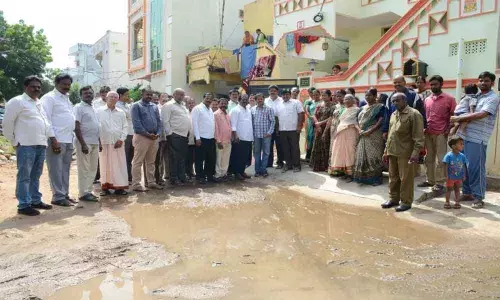 Corporator Mudraboyina Srinivas Rao attends Basthi Bata