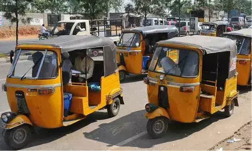 Auto drivers stir today for total prohibition