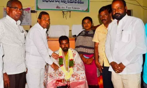 Samaritan auto driver felicitated
