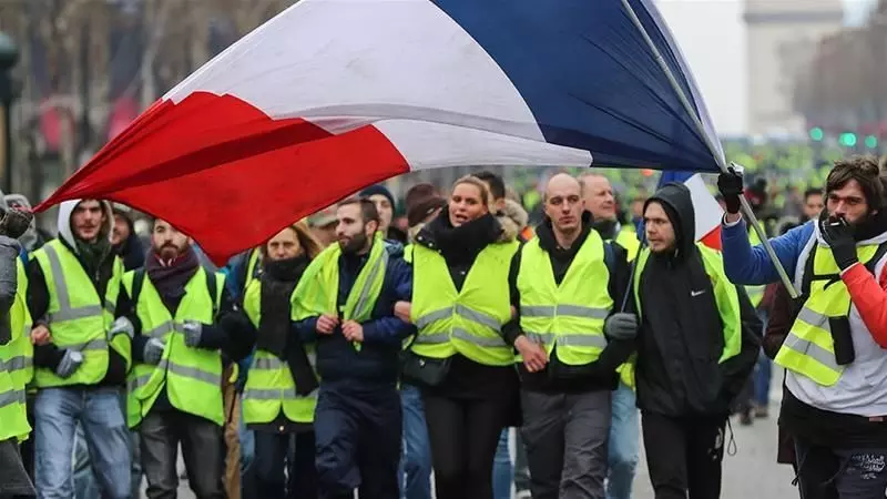 France sees 9th round of yellow vest protests