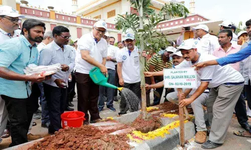 Do away with single use plastic: South Central Railway GM