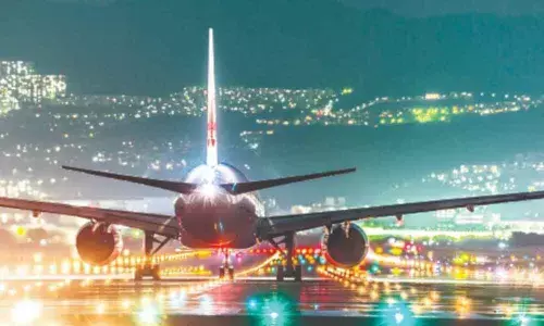 Slowdown, more capacity keep air fares low