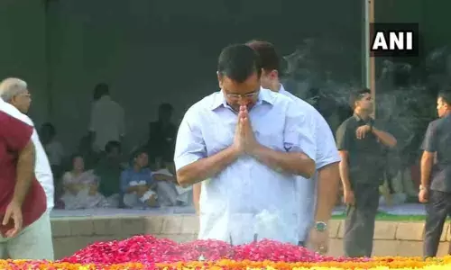 New Delhi CM, Deputy CM pay tributes to Gandhi, Shastri