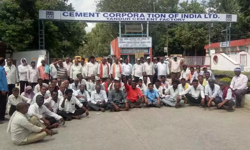 Cement Corporation of India throws out 170 workers on road