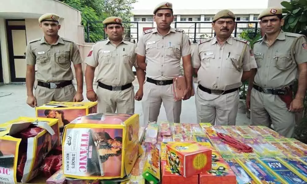 Delhi: 140 kg of illegal fire-crackers seized during raid; one arrested