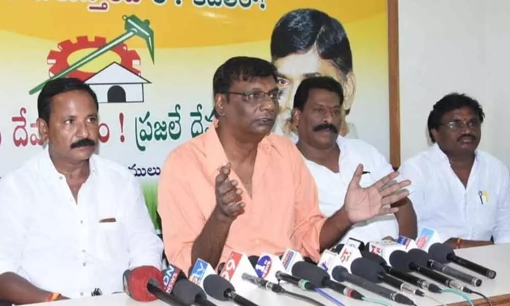 TDP leader flays State liquor policy in Nellore