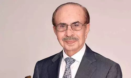 Government should lower income tax; provide fresh stimulus: Adi Godrej