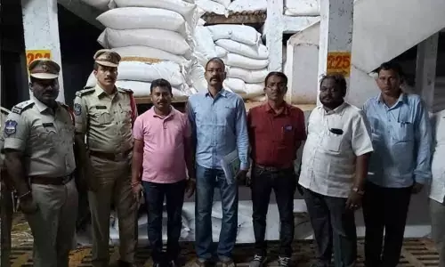 Banned chilli seeds worth 4 cr seized in Khammam