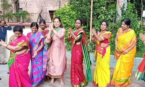 Dialling in Bathukamma