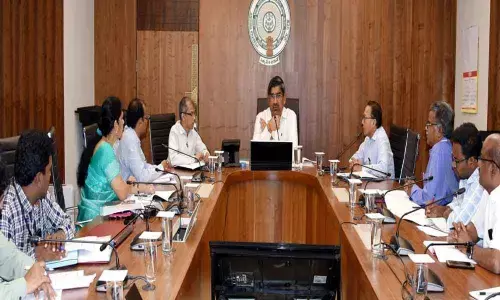 CS asks officials to resolve low-voltage problem in Amaravati