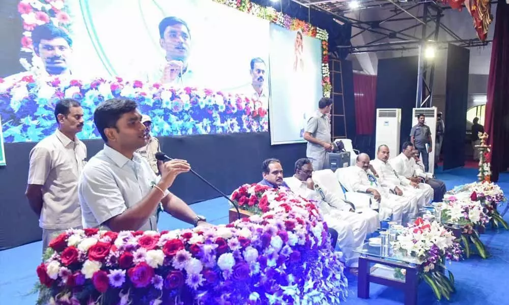 YSR Vahana Mithra programme launched