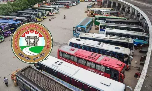 TSRTC strike: Labour commissioner calls on union leaders